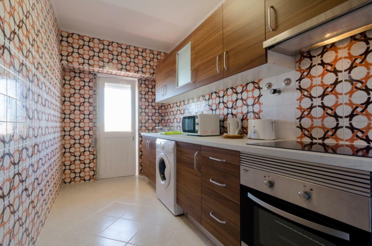 Ocean View 1 Bed Room Flat Quarteira Exterior photo